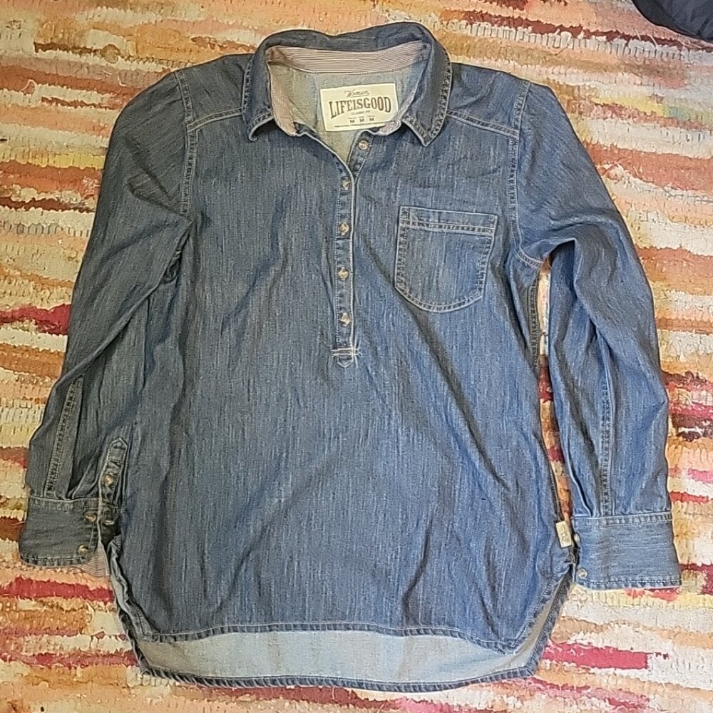 Life is Good Women's Denim Shirt M like new